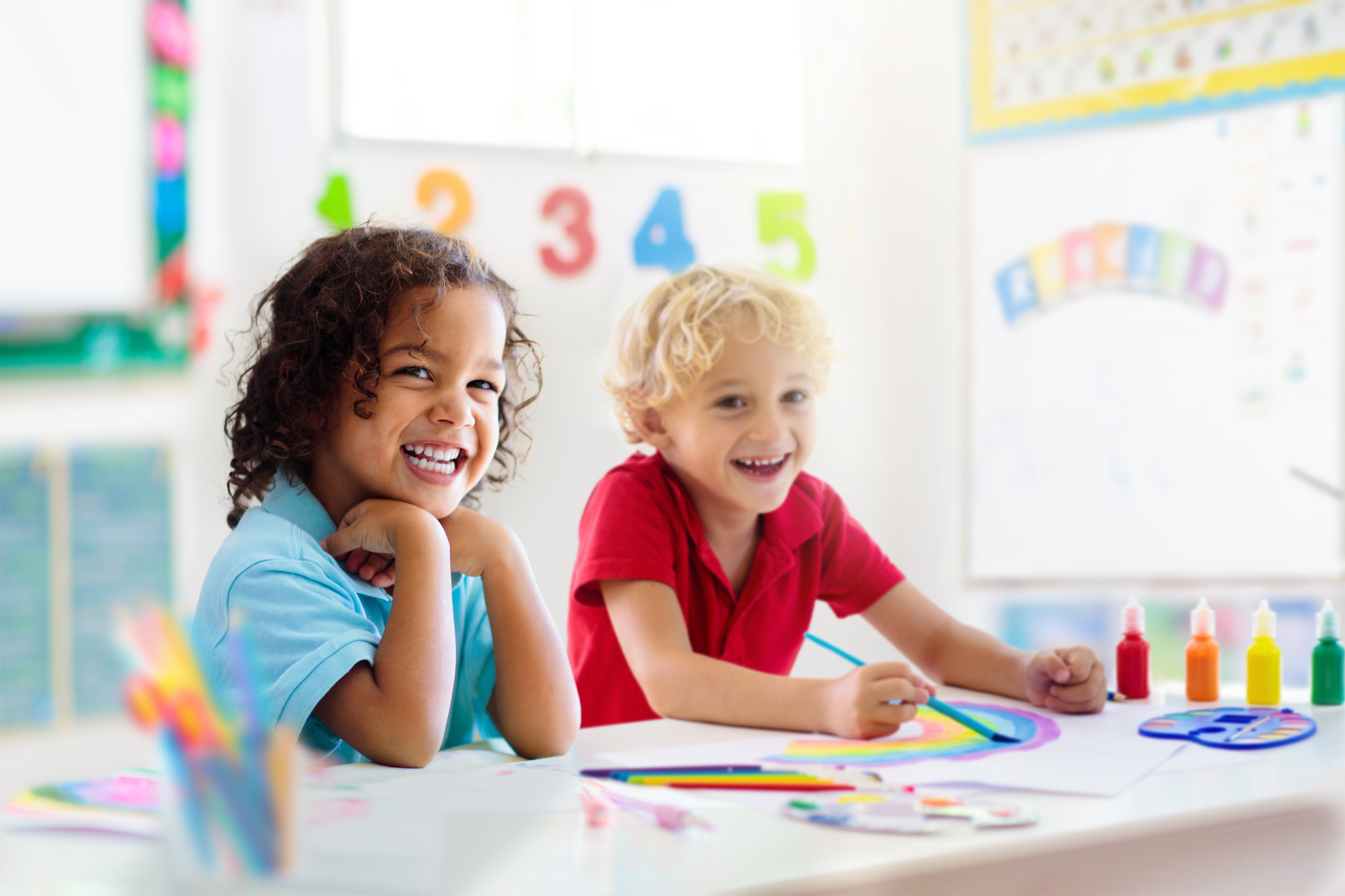 Kids,Go,Back,To,School.,Interracial,Group,Of,Children,Of repro 1 | ApconiX