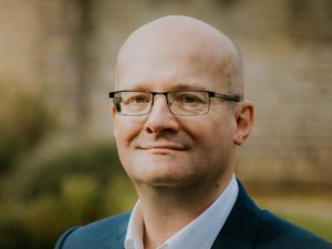 Dr Laurence Bishop