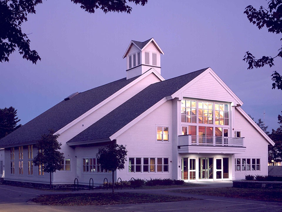 PROCTOR-ACADEMY-EXTERIOR